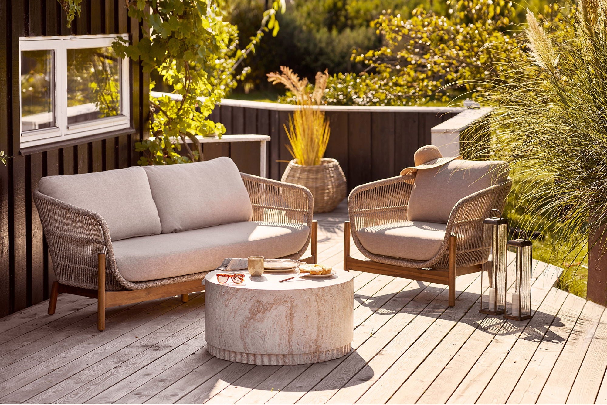 Bonn Coffee Table