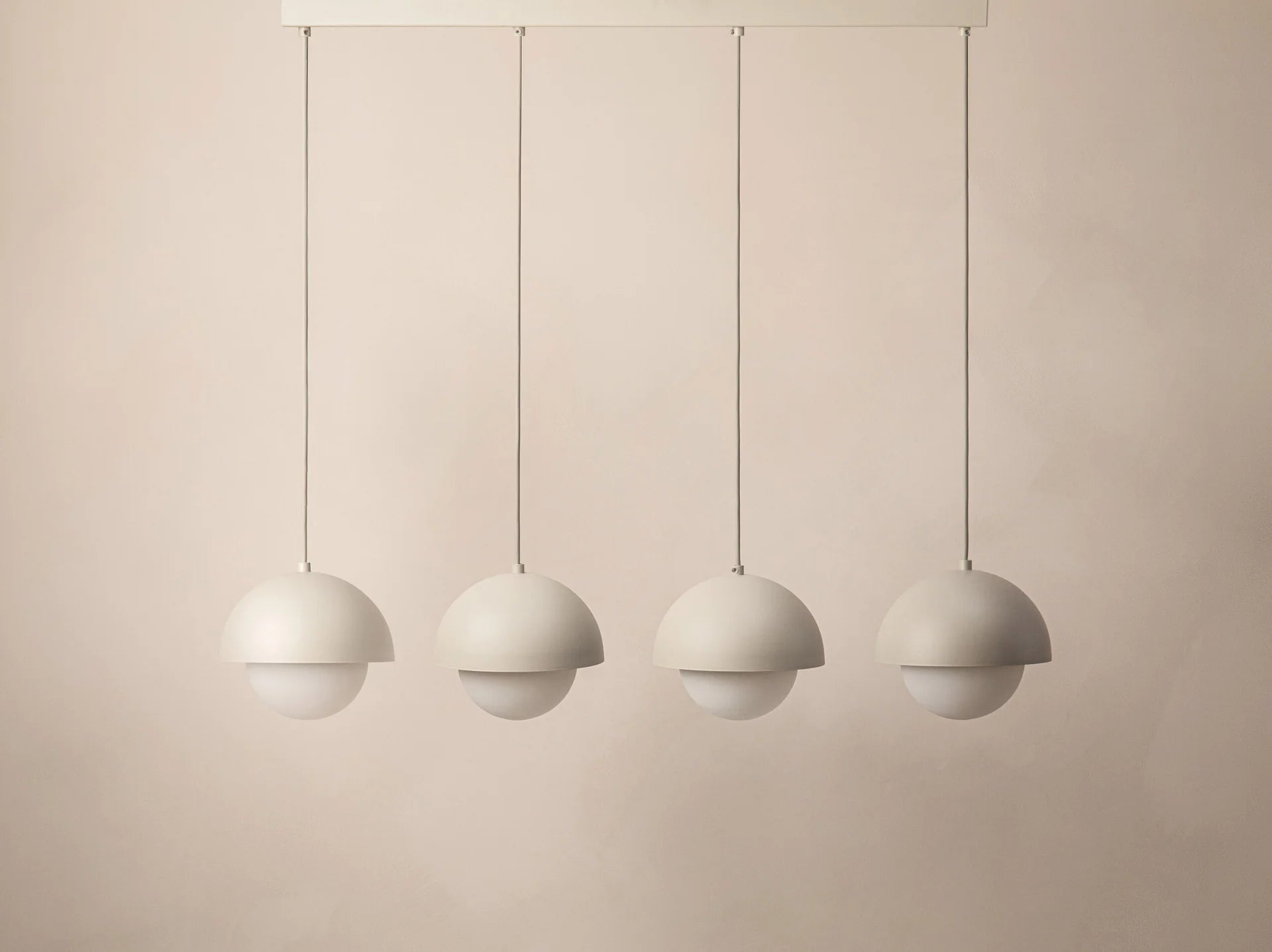 Kora 4 taklampe (83 cm)