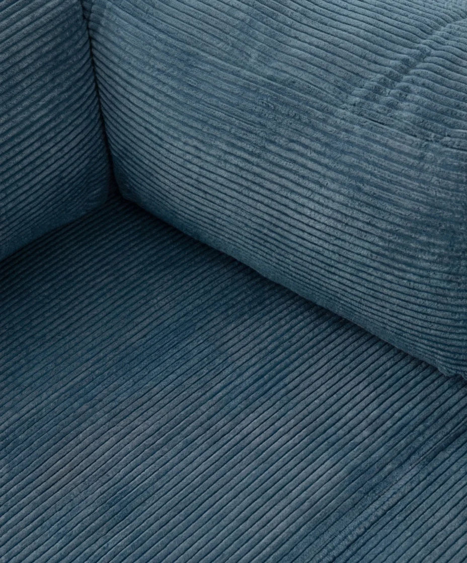 LOUNGEE Corner