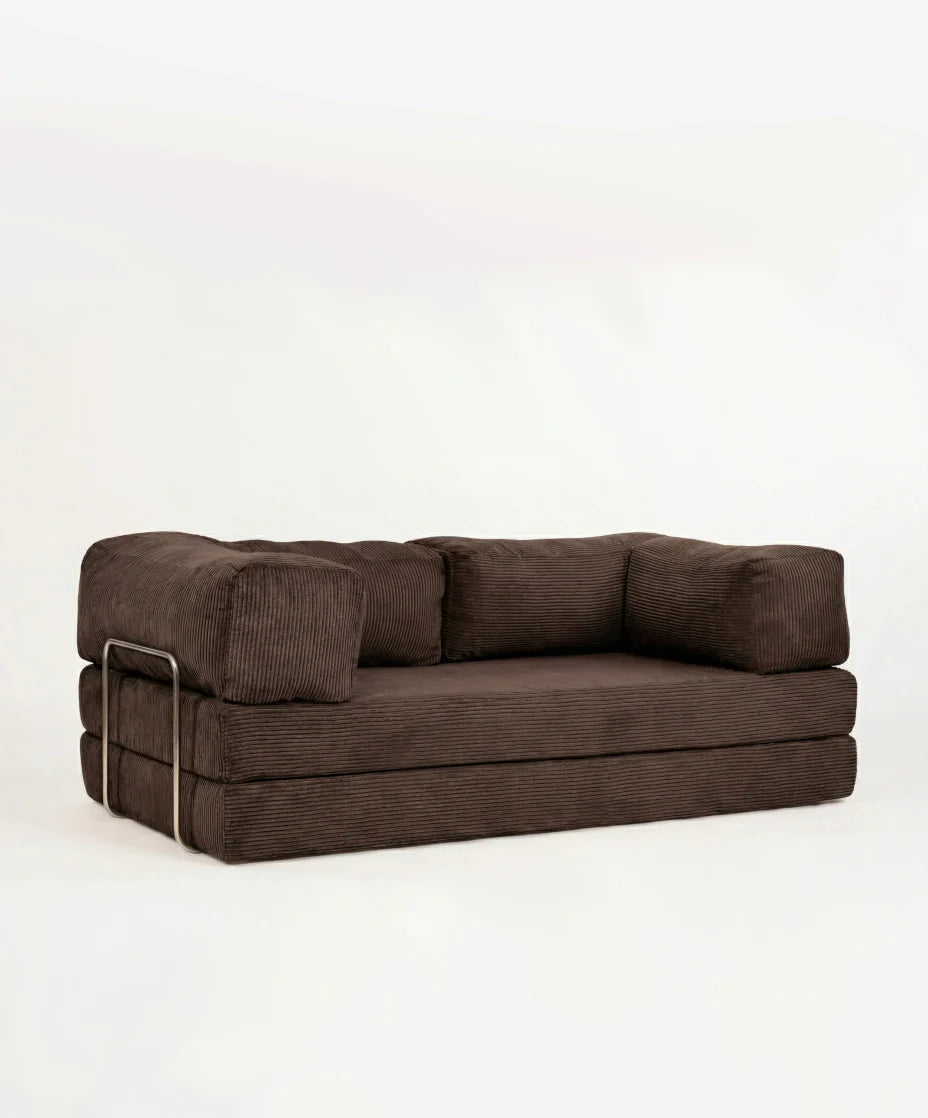 LOUNGEE