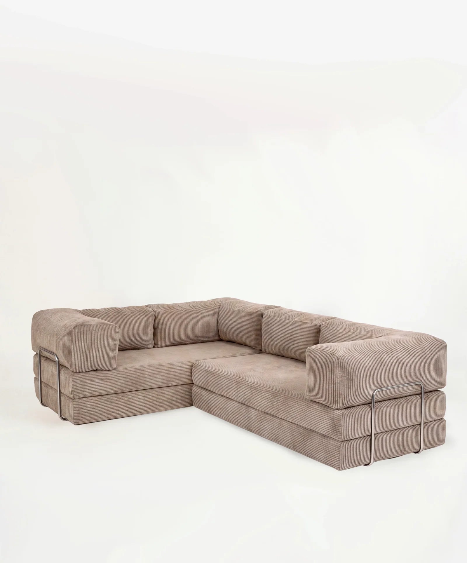 LOUNGEE Corner