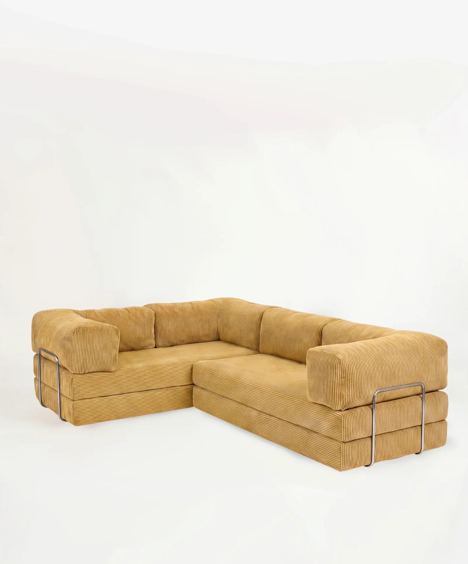 LOUNGEE Corner