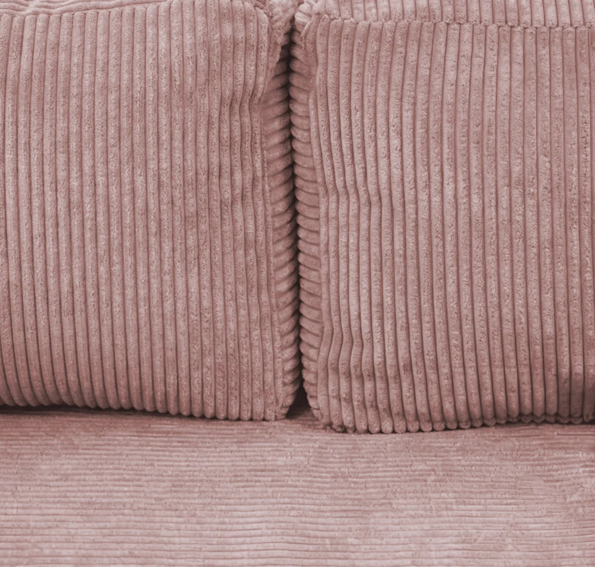 LOUNGEE