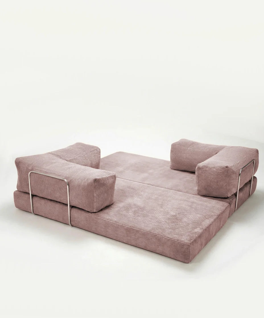 LOUNGEE