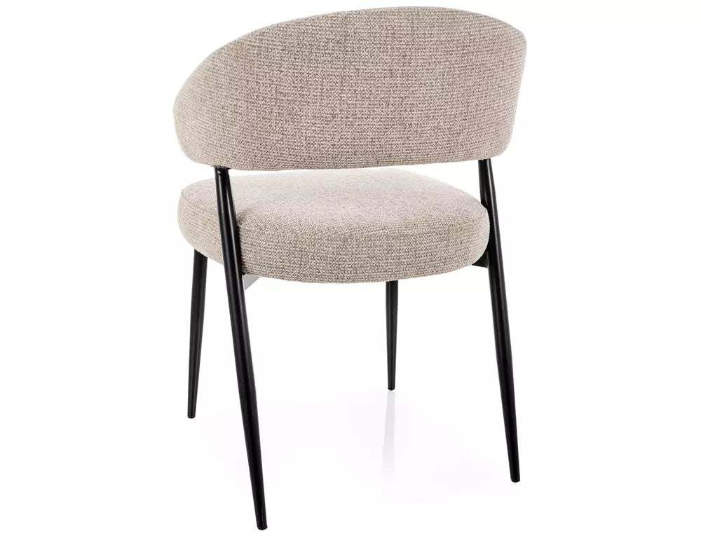 Maja spisestol