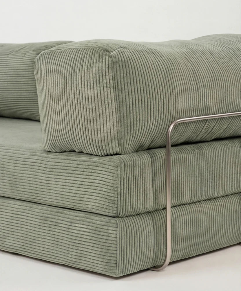 LOUNGEE Corner