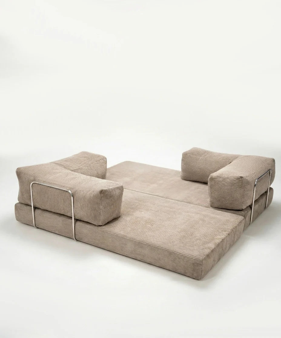 LOUNGEE