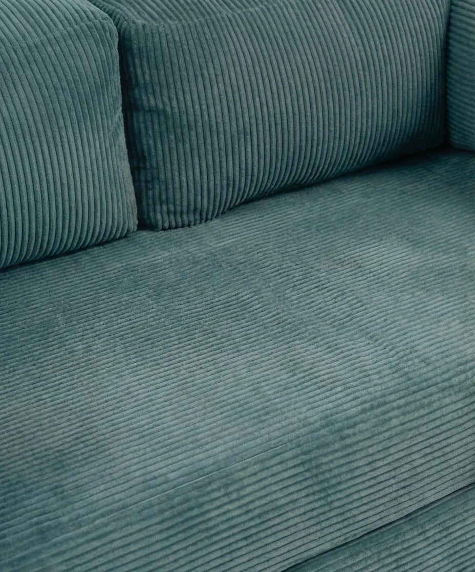 LOUNGEE