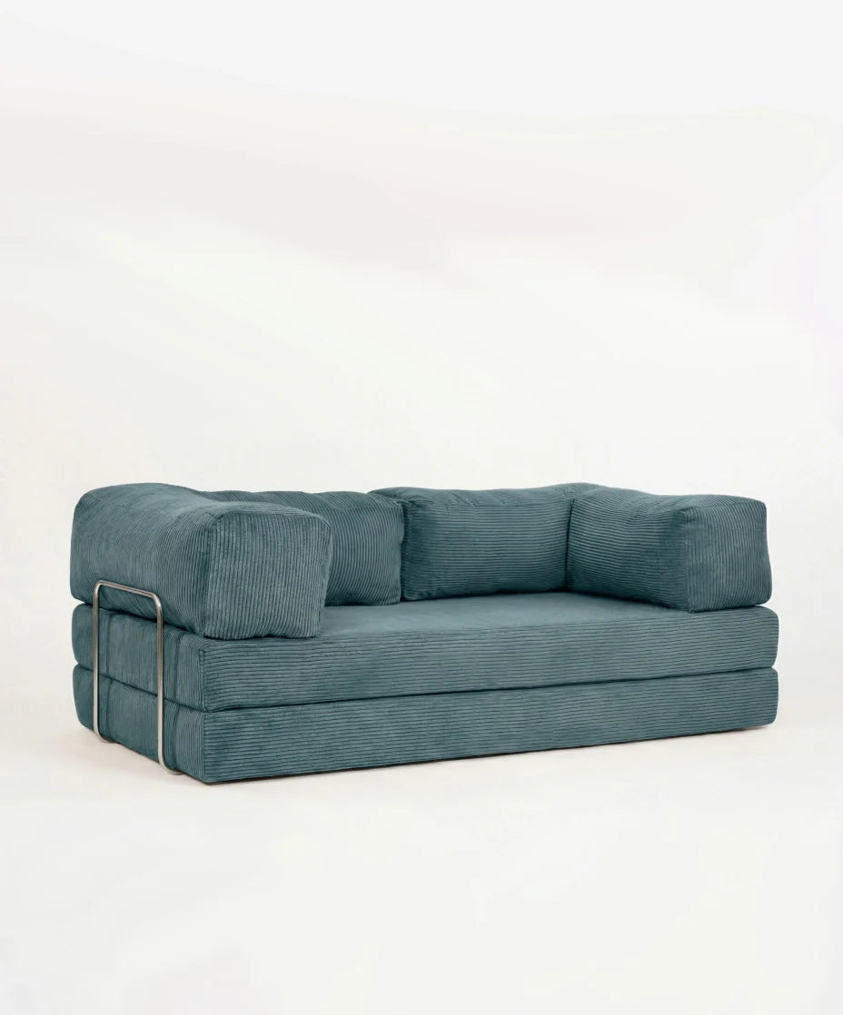 LOUNGEE