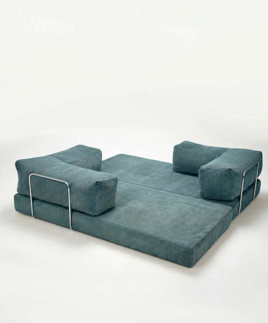 LOUNGEE