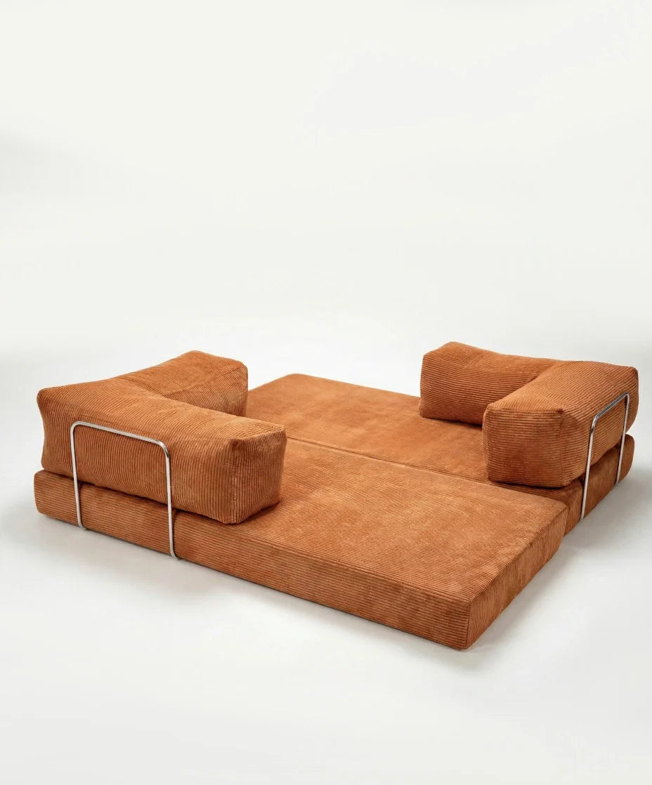 LOUNGEE