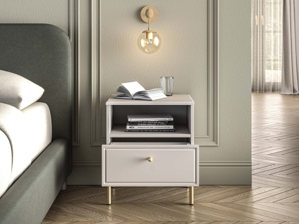 Saga nattbord