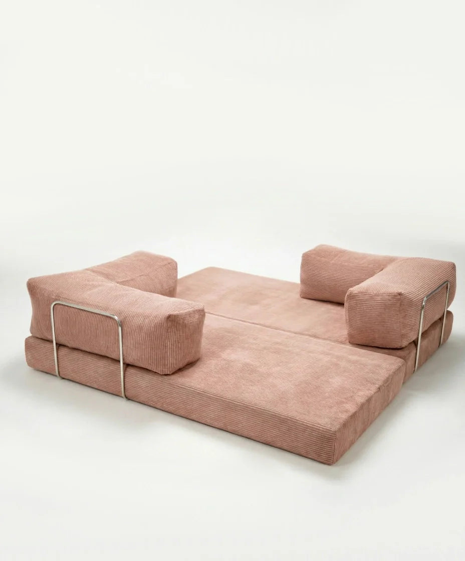 LOUNGEE