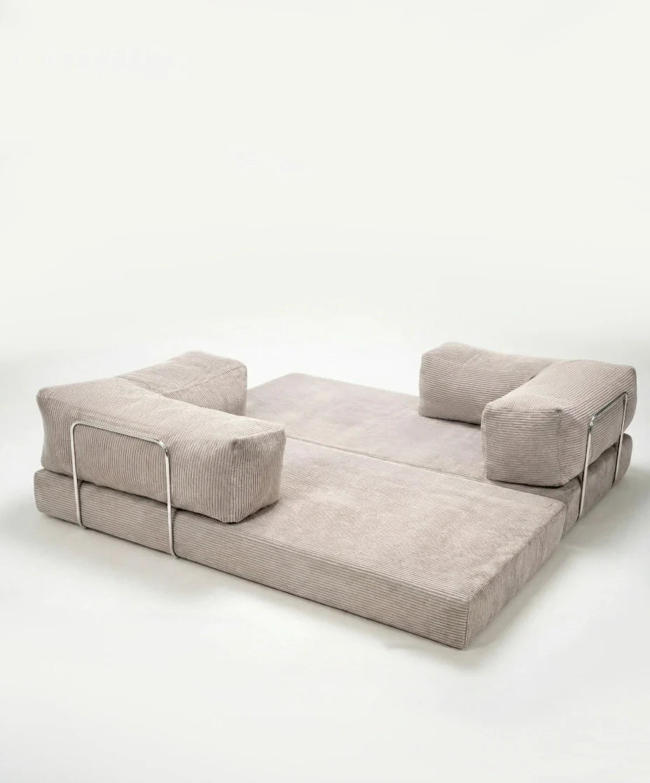 LOUNGEE