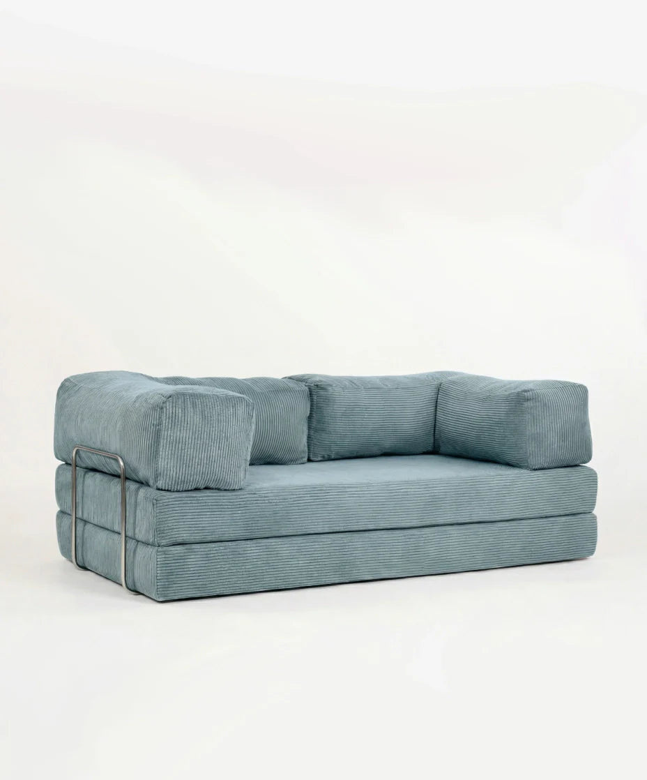 LOUNGEE