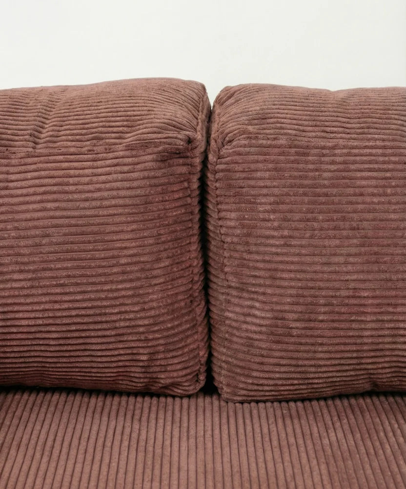 LOUNGEE Corner