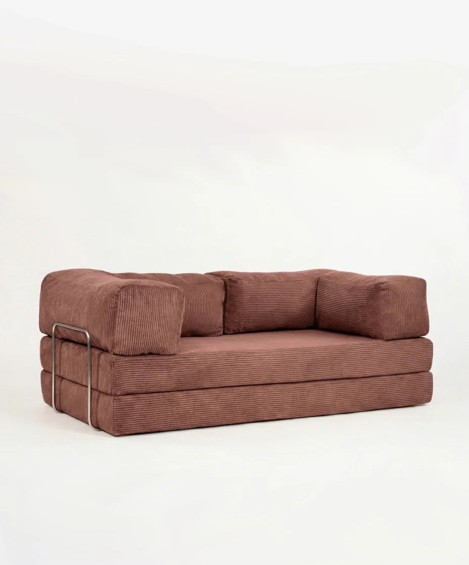 LOUNGEE